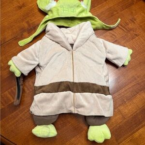 Star Wars Yoda Dog costume - Green and Beige